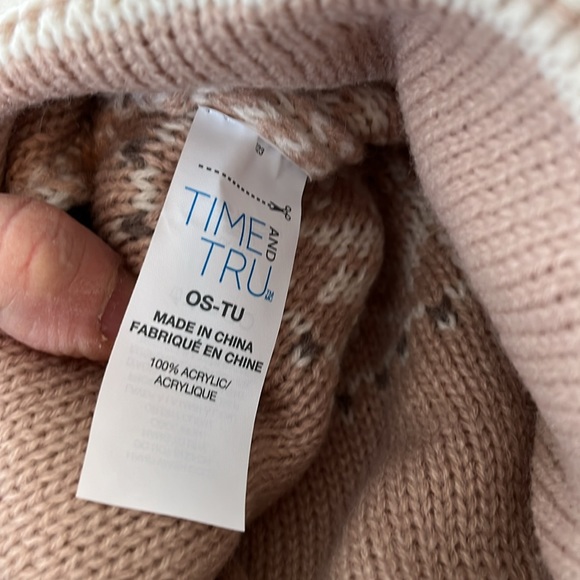 Time and Tru knit blush, brown, cream hat - Picture 3 of 3